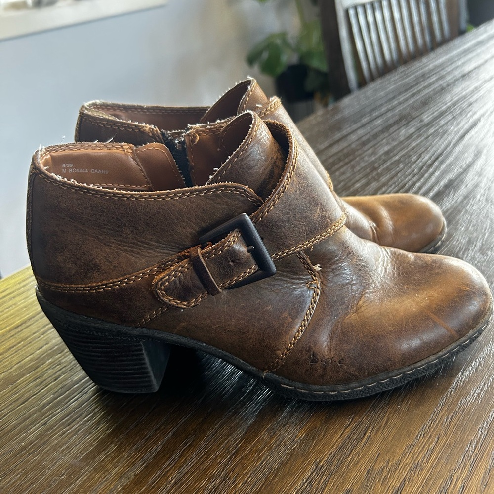 Born leather ankle boots buckle heels Victorian pioneer prairie chic